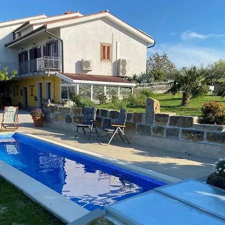 Med Oljkami Lejlighed *