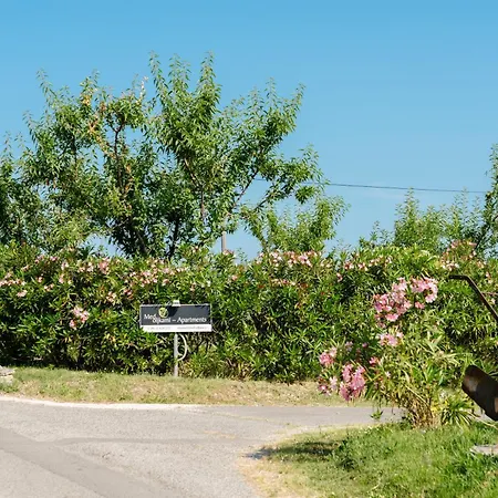 Med Oljkami Apartman *
