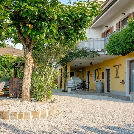 Lejlighed Med Oljkami *