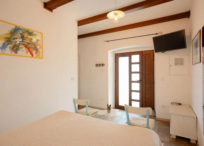 Διαμέρισμα Med Oljkami