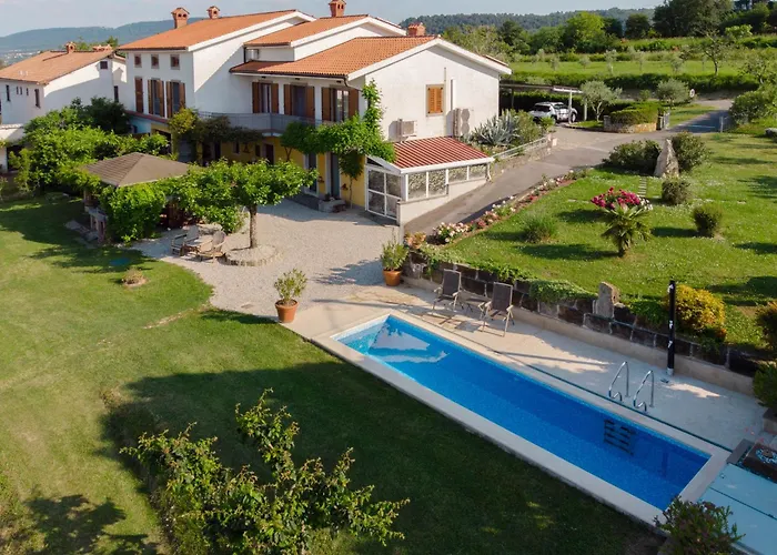 Διαμέρισμα Med Oljkami *